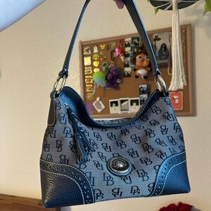 Dooney & Bourke Shoulder Bag